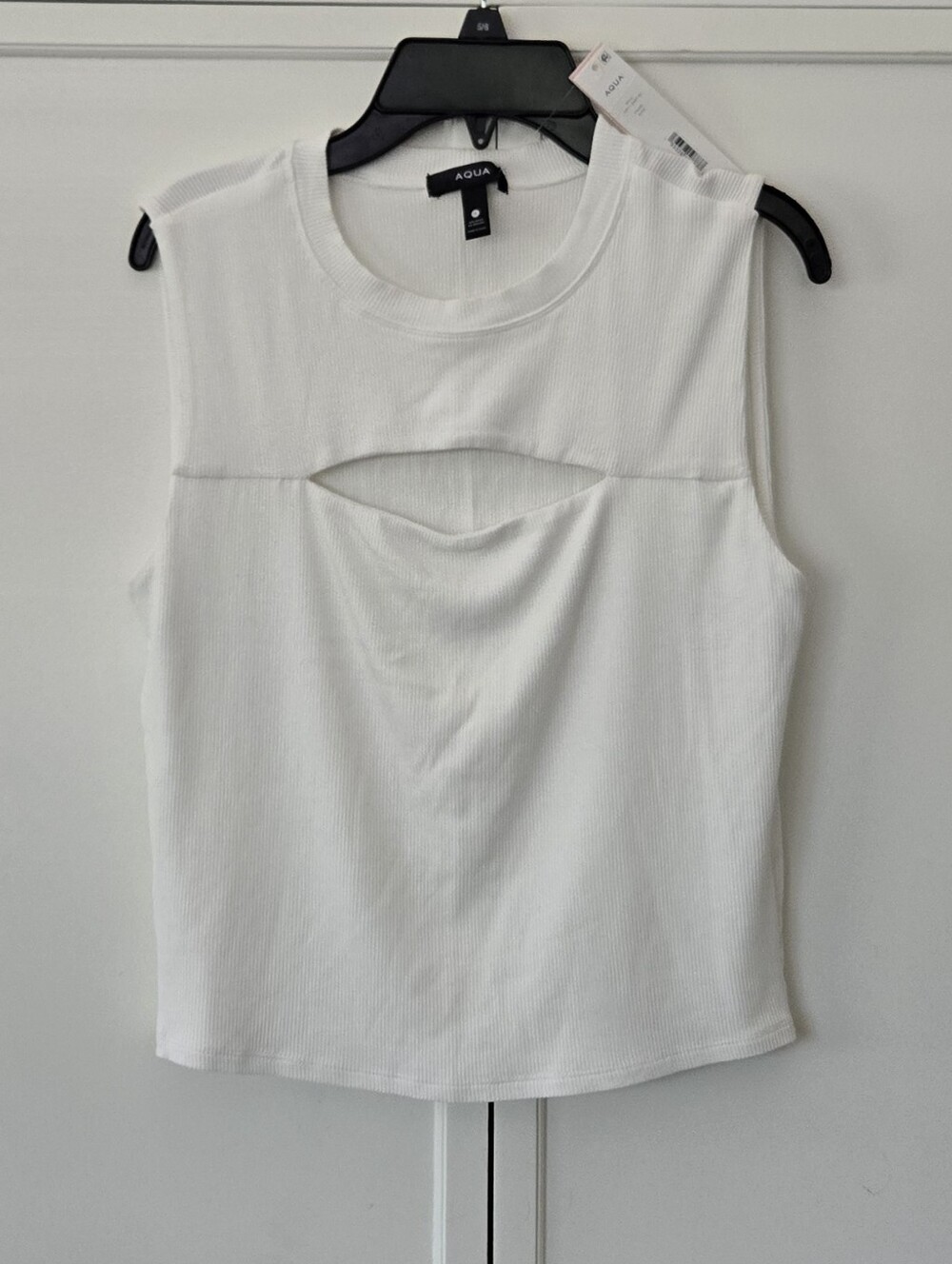 NWT Aqua White Ribbed Sleeveless Tank with Front Cutout